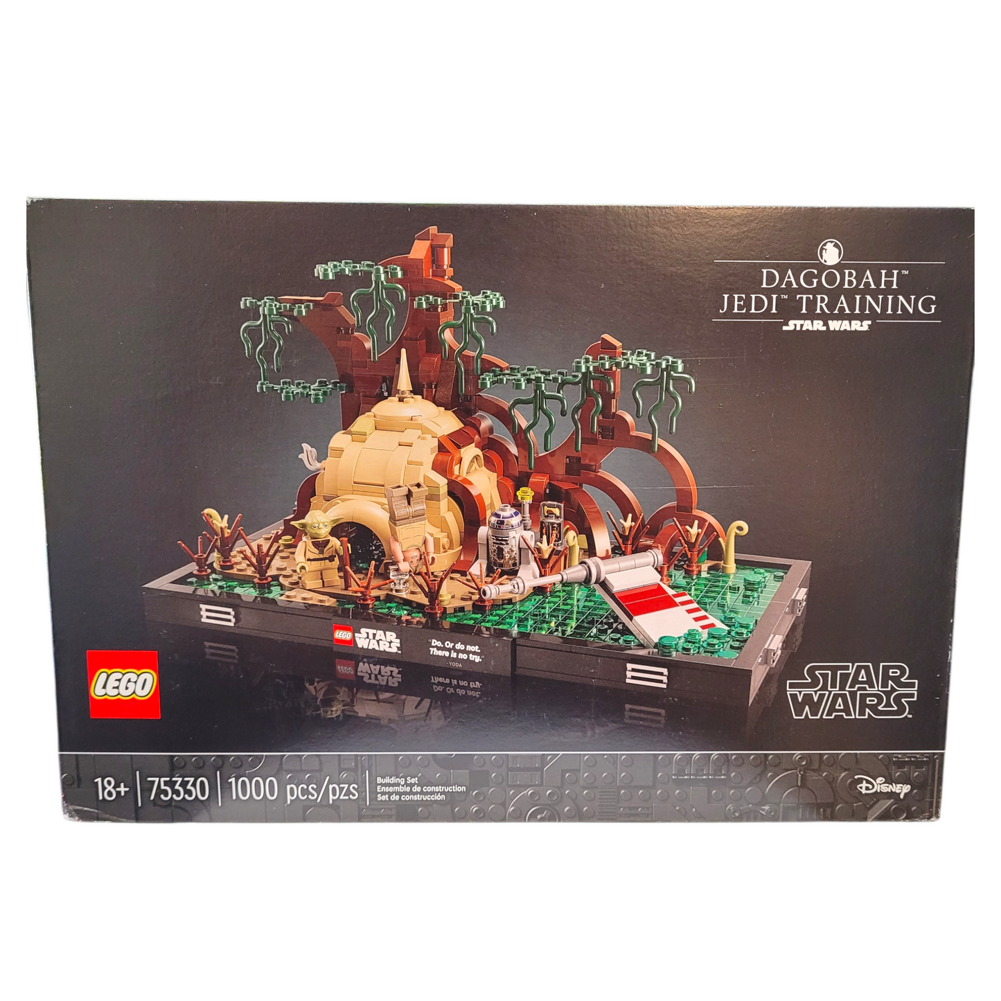 LEGO STAR WARS 75330 Dagobah Jedi Training Diorama Collection