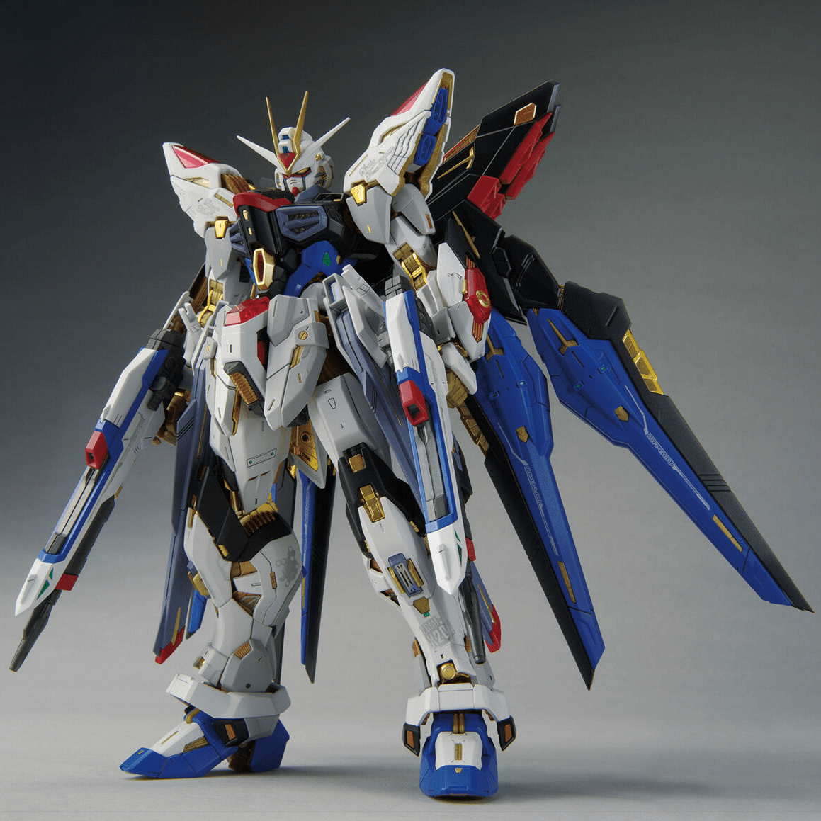 BANDAI Strike Freedom Gundam ZGMF-X20A