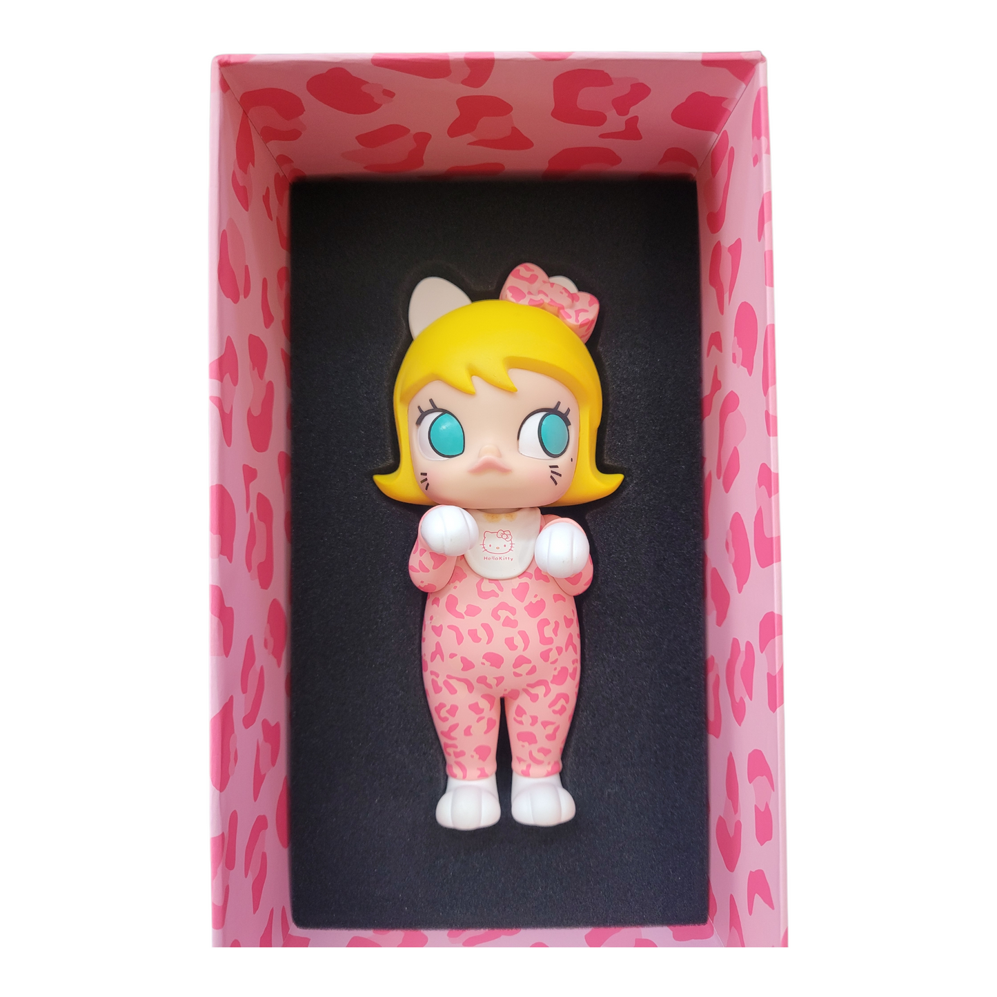 POP MART MOLLY x Hello Kitty HELLO MOLLY Rare Figurine