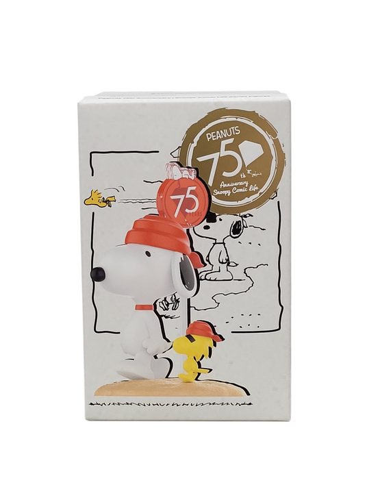 Peanuts 75th Anniversary Snoopy Comic Life Series Figures